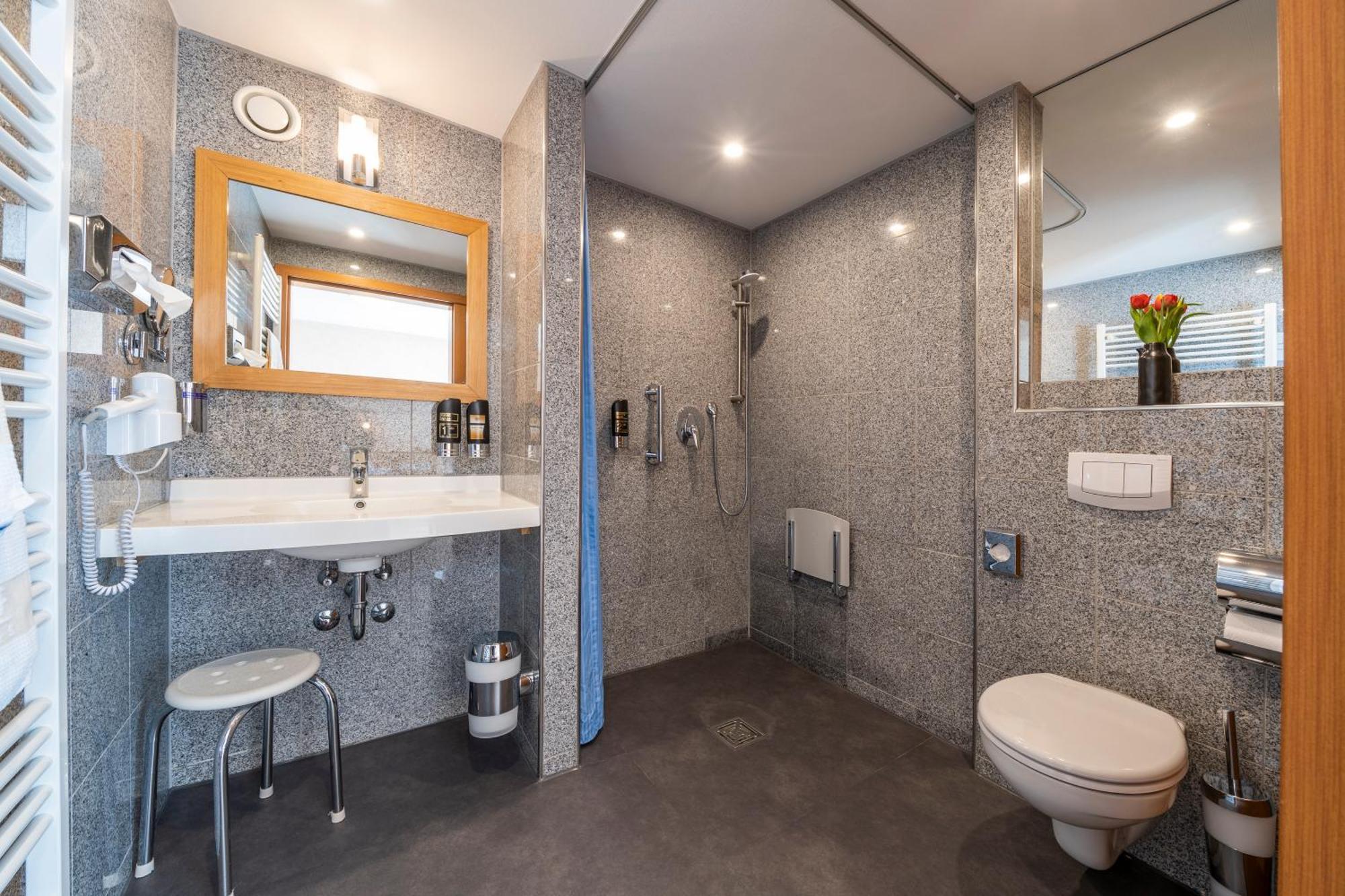 Hotel Hagnauer Hof Екстериор снимка