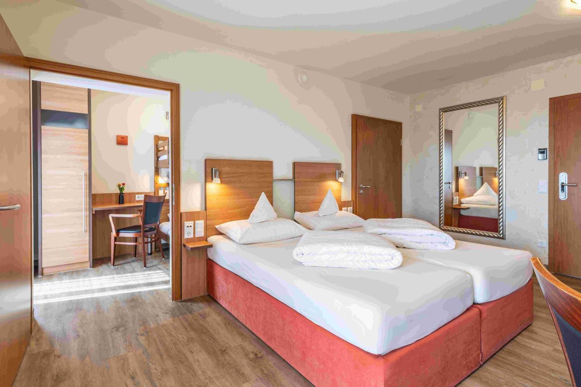 Hotel Hagnauer Hof Екстериор снимка