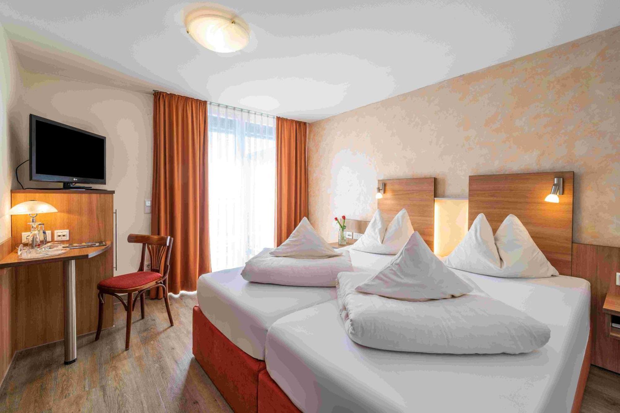 Hotel Hagnauer Hof Екстериор снимка